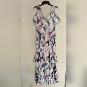 Gorgeous Kay Unger Gown at an Unbeatable Price